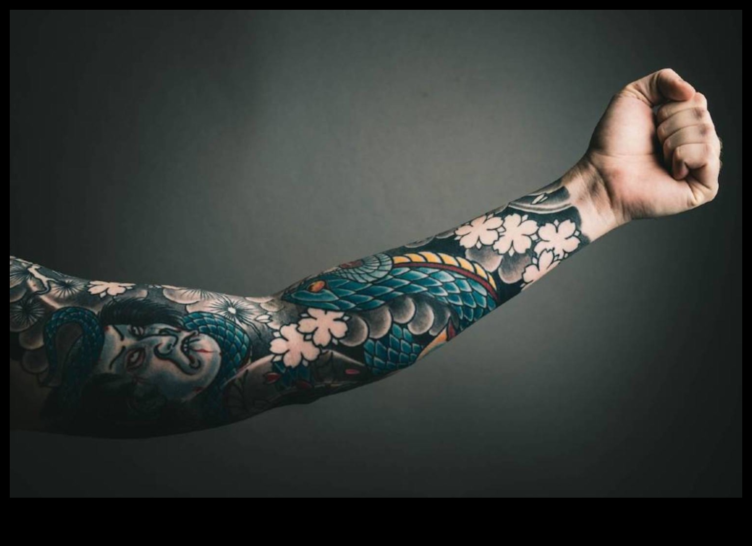 Precizitātes māksla Ieskats jaunākajās tetovēšanas tehnikās 2 Precizitātes māksla: jaunāko tetovēšanas metožu atklāšana