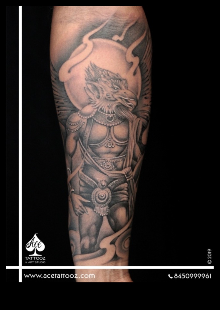 Vintage mākslinieciski tradicionāli tetovējumi pārdomāti ar precizitāti un eleganci 4 Vintage mākslinieciskums: tradicionāli tetovējumi, kas izgatavoti ar precizitāti un eleganci