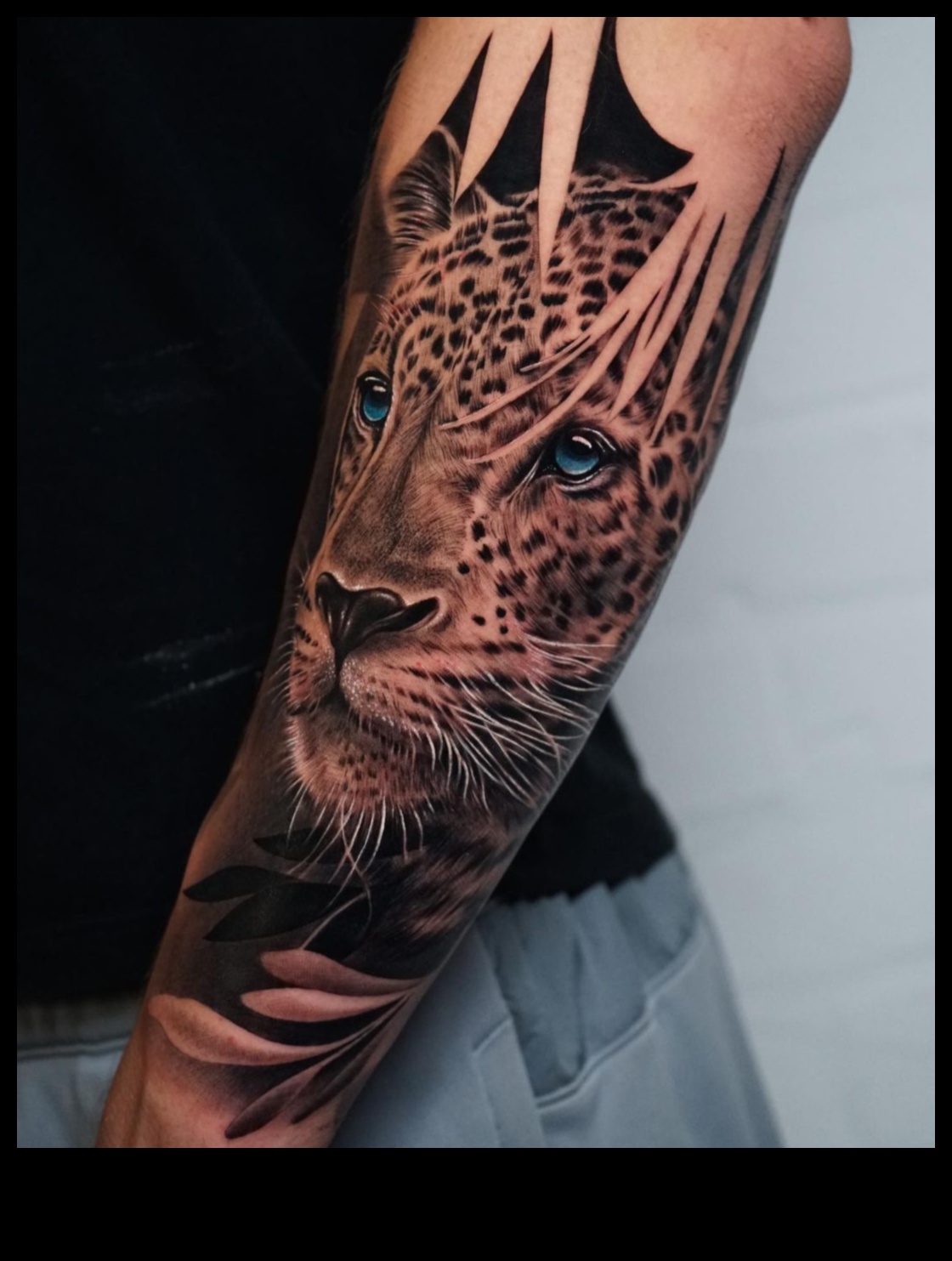 Beyond Canvas: reālisma tetovējumi, kas pārsniedz mākslu