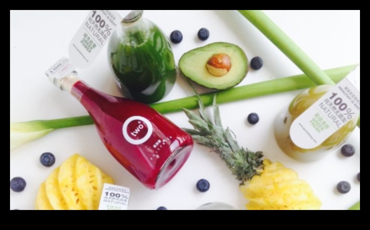 Detox dienasgrāmatas attīra jūsu sistēmu ar atsvaidzinošiem dārzeņu sulas eliksīriem 1 Detox dienasgrāmatas: iztīriet savu sistēmu ar atsvaidzinošiem dārzeņu sulas eliksīriem