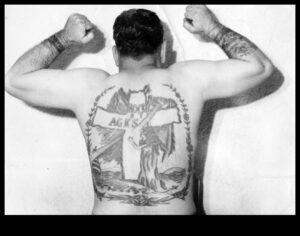 Jūrnieka mantojums: navigācija tradicionālo tetovējumu pasaulē