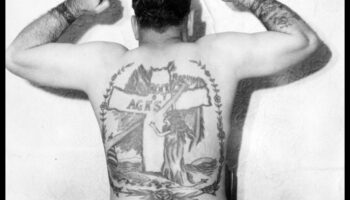 Jūrnieka mantojums: navigācija tradicionālo tetovējumu pasaulē